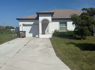 1514 Gary Ln, Lehigh Acres, FL 33973