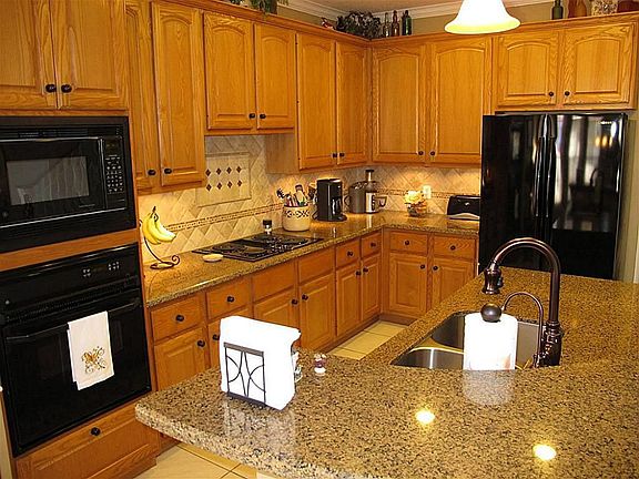 3rd image of 2703 Treesdale Ct