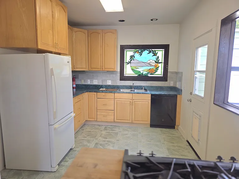 1329 Bonita Ave #A — Photo 23