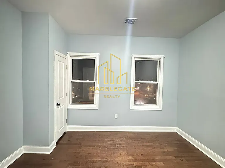 307 Broadway #77 — Photo 15