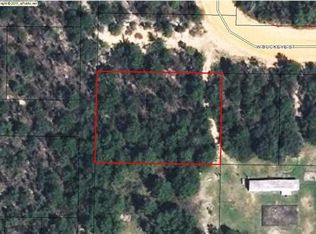 W Buckeye St, Defuniak Springs, FL 32433
