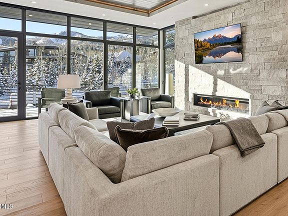 2nd image of 2306 Red Pine Rd #2