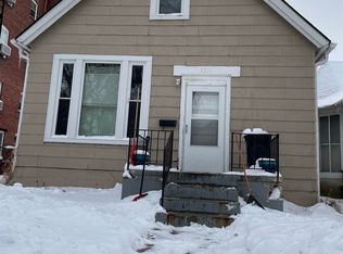 3211 Poppleton Ave, Omaha, NE 68105