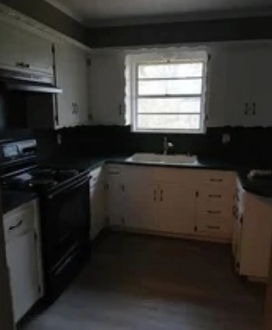 3 bed, 1000 sqft, $1,195 — Photo 2