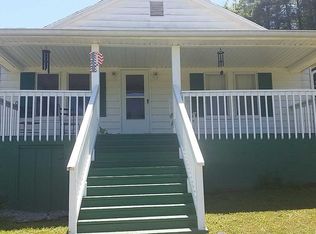 649 Back Valley Rd, Oliver Springs, TN 37840