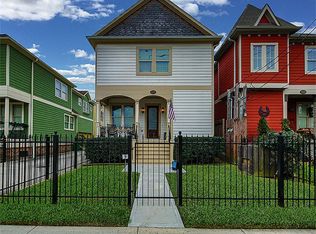 1122 W 18th St, Houston, TX 77008