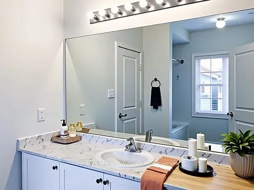 77 Brookfam St — Photo 34