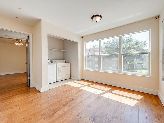4th image of 5164 Conroy Rd #28