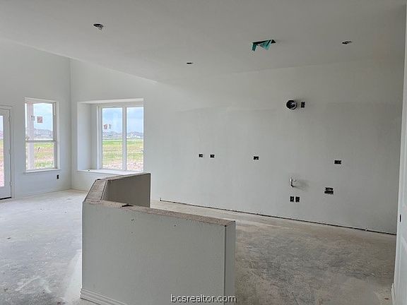 5th image of 6316 Promenade Dr