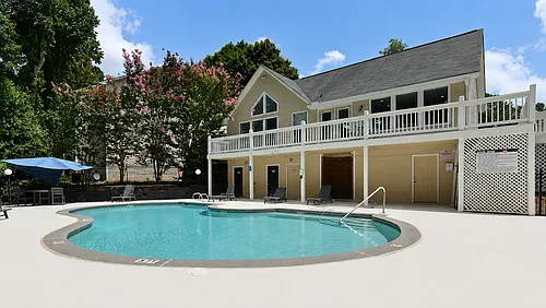 Waldan Pond Photo 1