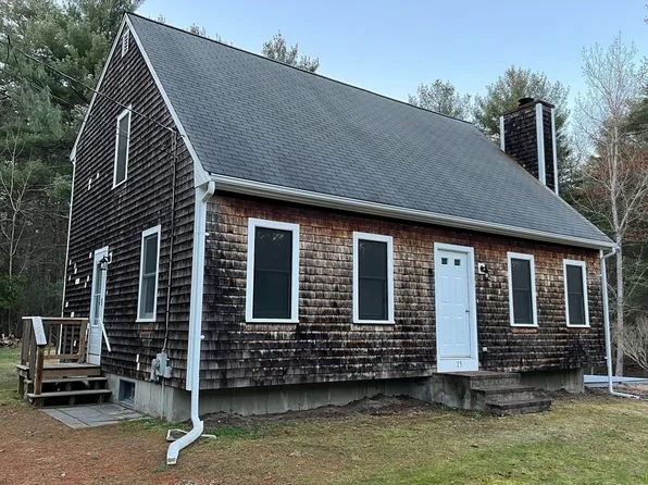 15 Blossom Ln, Berkley, MA 02779