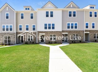 548 Hodge Rd, Knightdale, NC 27545