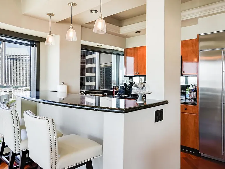 200 Harbor Dr #1502 — Photo 6