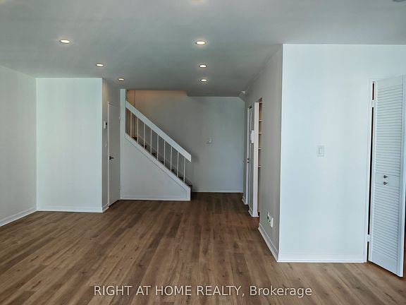 2nd image of 33 Harbour Sq #2434