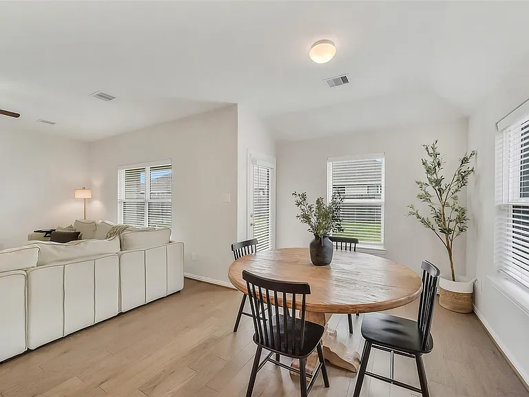 32303 Cedar Crest Dr — Photo 14