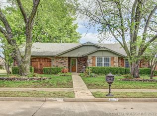 8307 E 108th St, Tulsa, OK 74133