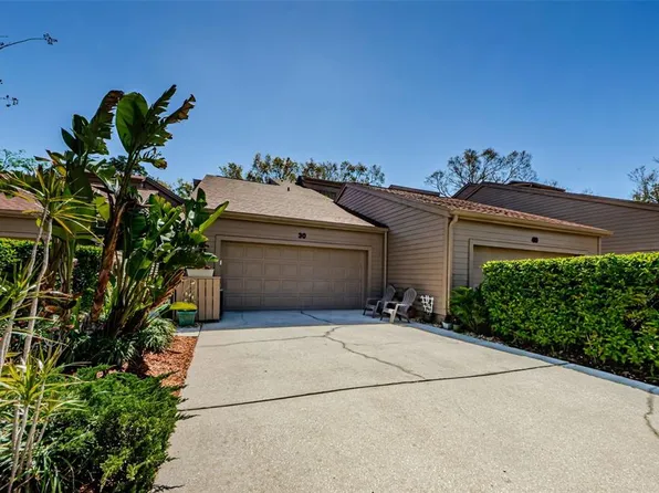 30 Woodridge Cir, Oldsmar, FL 34677