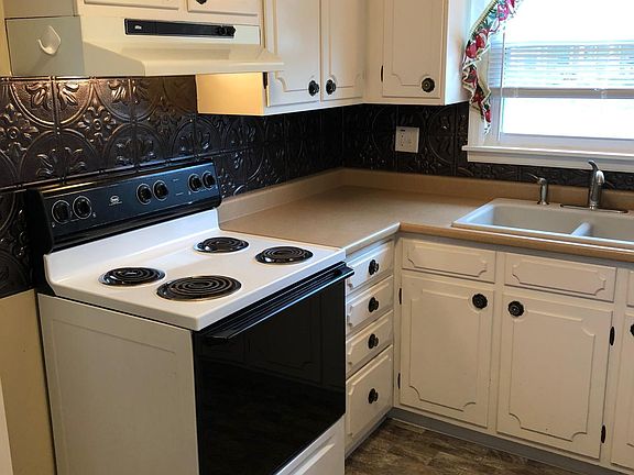 3rd image of 5100 W Westknoll Ct