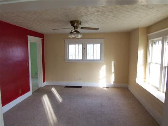 5th image of 1842 Woodward Ave