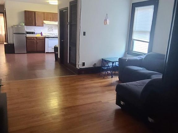 5th image of 3 Parkside Dr