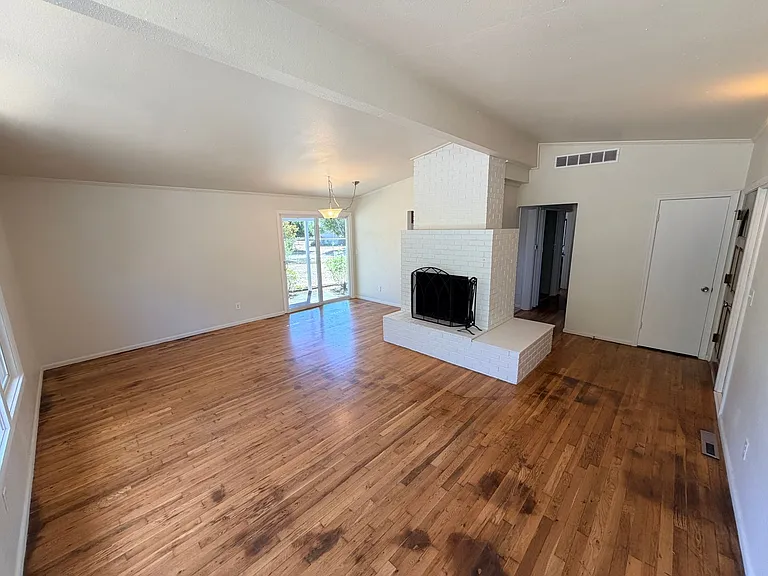7175 Webb Dr SE — Photo 6
