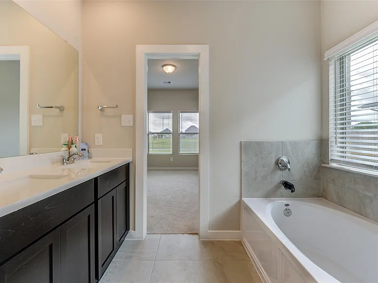 6607 Arabella Lakes Dr — Photo 34