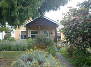 8072 26th Ave NW, Seattle, WA 98117