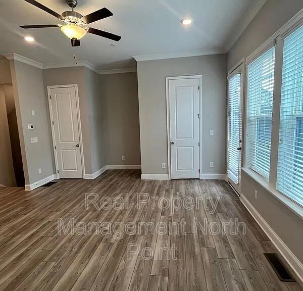 942 Catamaran Ct — Photo 13
