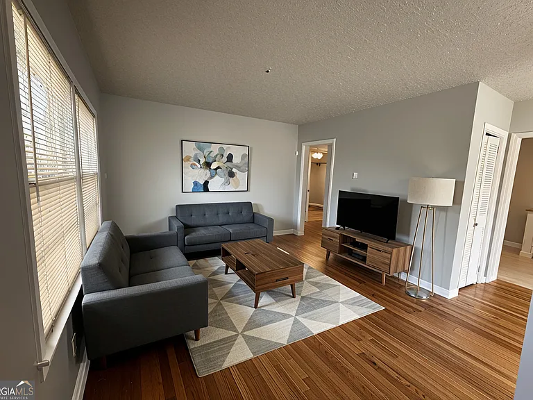 1624 Terry Mill Rd SE — Photo 3