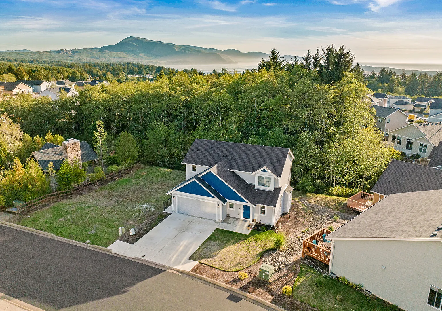 Netarts Bay Oregon Coast Home — Photo 1