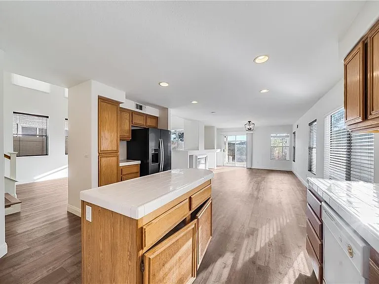28 Homestead Dr — Photo 14