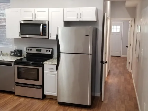 2635 N Calvert St APT 2, Baltimore, MD 21218