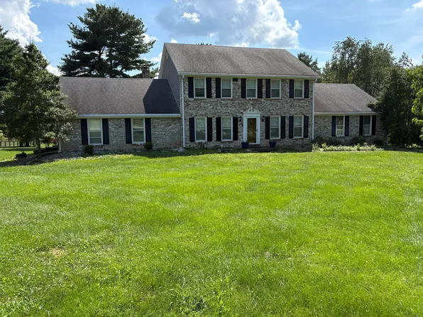 109 Barkley Est, Nicholasville, KY 40356