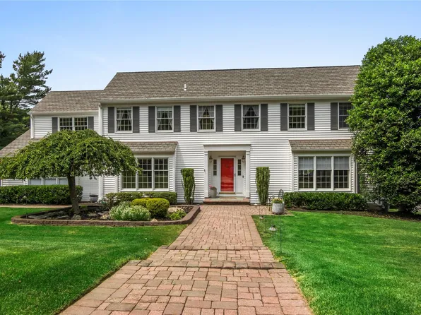 4 Forsythe Meadow Lane, Stony Brook, NY 11790