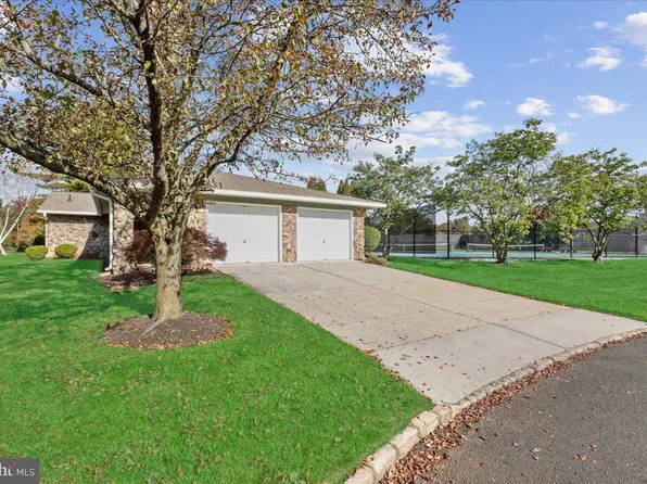 420 A Andover Dr, Monroe Township, NJ 08831
