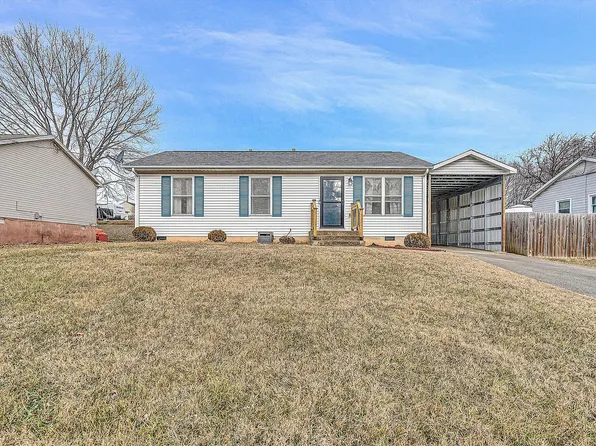 5121 Springfield Ave NW, Roanoke, VA 24017