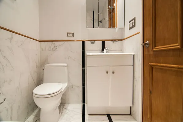Rented by WAM Partners - William Moses Co. | media 25