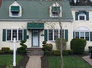 10 Puritan Rd, Saugus, MA 01906