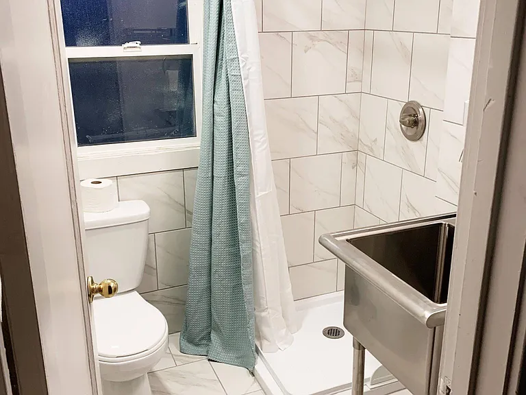 Upstairs master bathroom