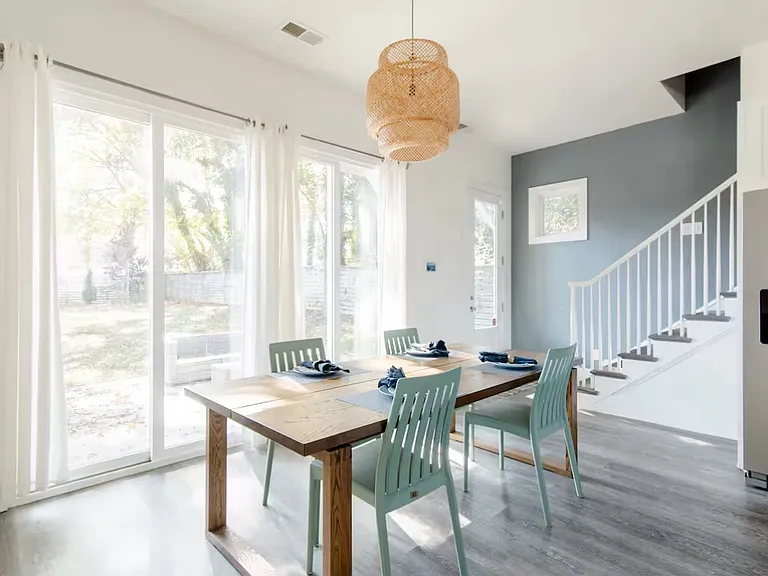 2035 Renner St — Photo 4