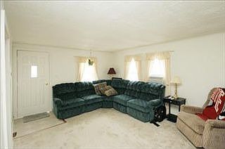 5th image of 101 Miller Ave