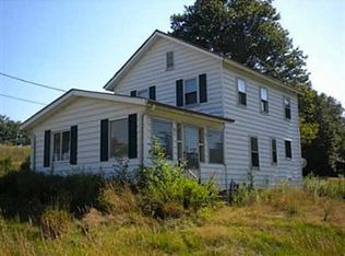 981 Cypress Rd, Commodore, PA 15729