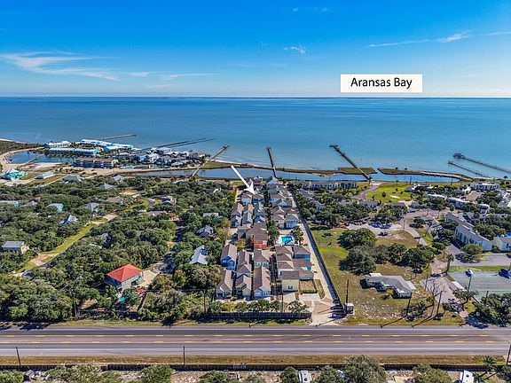 4th image of 402 Sailhouse Way