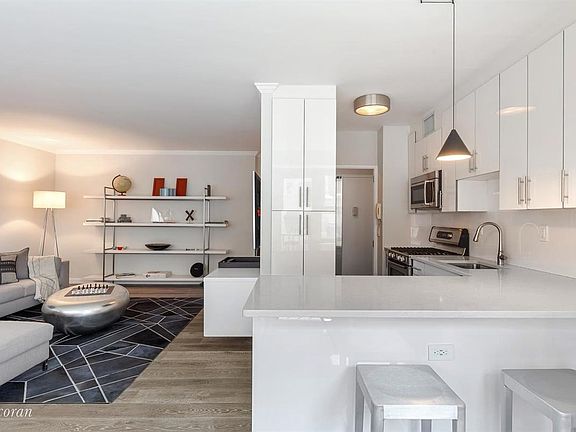 4th image of 80 Central Park W APT 8E