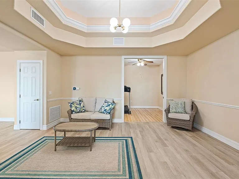 6100 Jessie Harbor Dr #202 — Photo 14