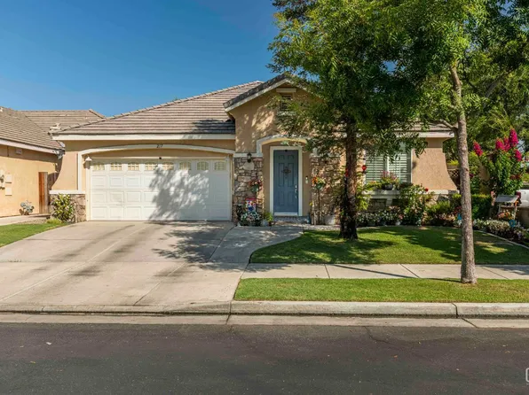 217 Hollyhill Dr, Bakersfield, CA 93312