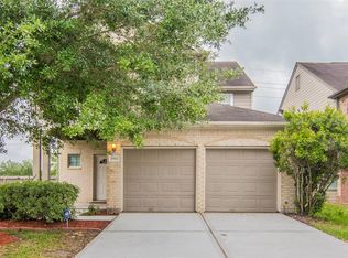 2703 Feather Green Trl, Fresno, TX 77545