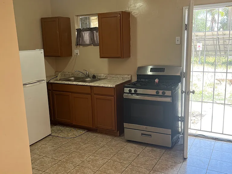 12485 Adams St — Photo 4
