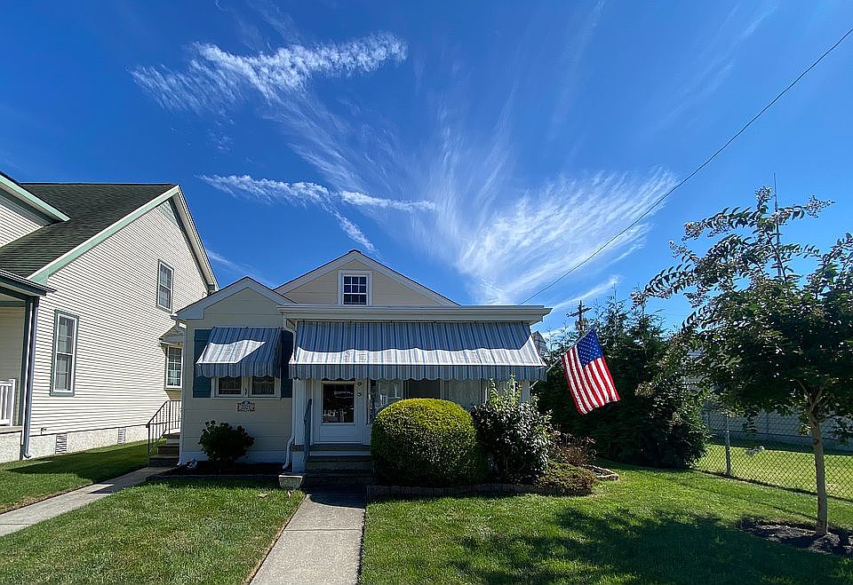 1st image of 2021 Haven Ave