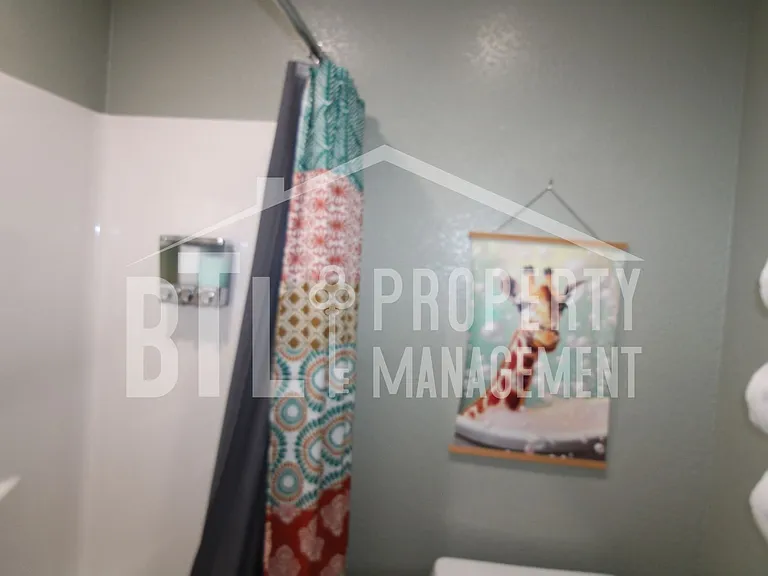 2905 Vineyards Pkwy #5 — Photo 24